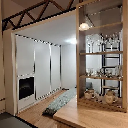Swanhome -