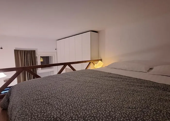 아파트 Swanhome - *